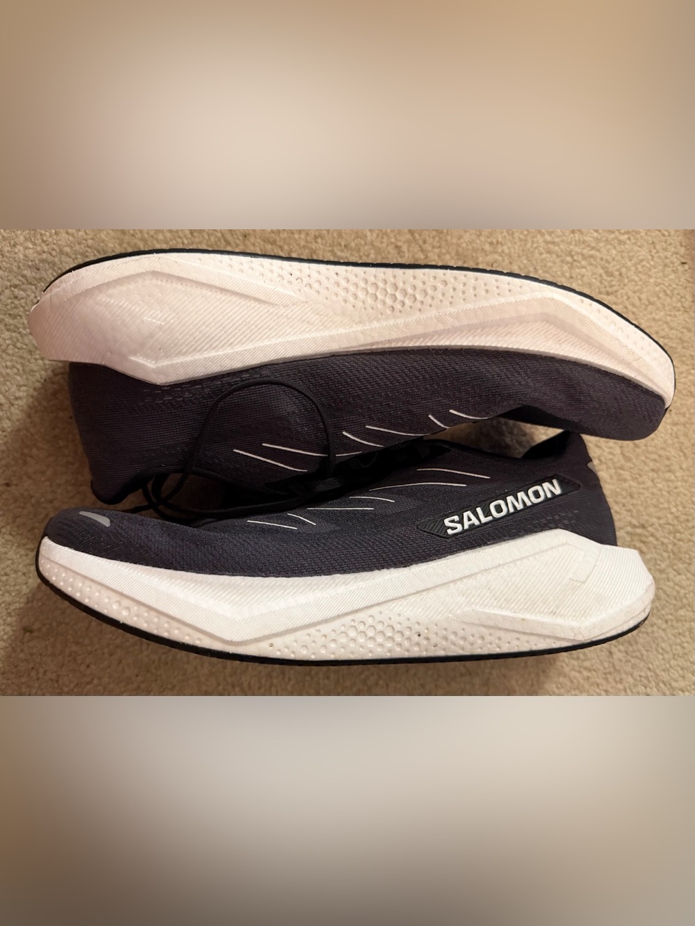 EUC Salomon Aero Blaze 3 men’s running shoe, size 11, Phantom / White / Black